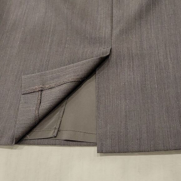 ⭐️2/$30⭐️ Tristan&Iseut Skirt sz 8 - Picture 6 of 6